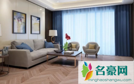 天气闷热地板有水珠什么原因3