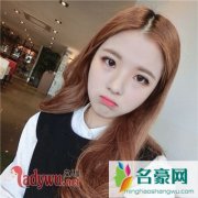 男人爱不爱你上个床就知道了，男人的爱都在性里