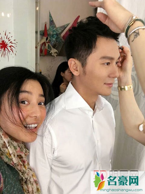 李晨颜值爆表合影李雪莲 范冰冰被叫大姐