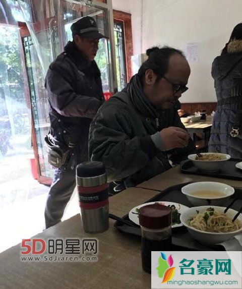 窦唯女儿窦家媛已经14岁 生日凄凉无人理