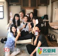 李冰冰双十一帮单身女员工清购物车 范冰冰赵丽颖