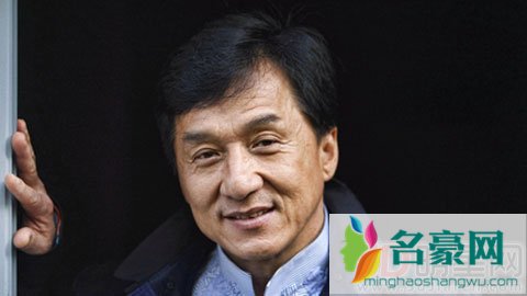 成龙避谈吴绮莉母女 疑似首次回应私生女话题