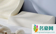 天然乳胶枕的乳胶含量多少是标准 乳胶枕有粉末是