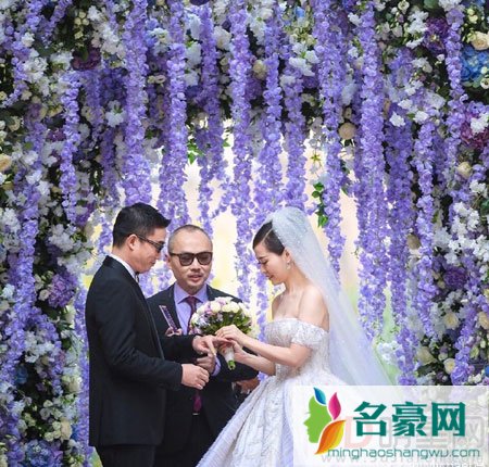 张靓颖冯轲大婚 刘亦菲绝美伴娘