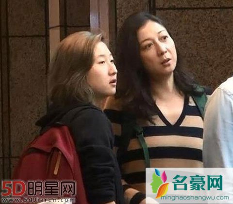 房祖名为妹妹请求成龙帮忙 吴绮莉解决资金窘迫
