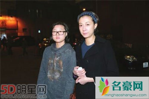 吴绮莉被爆恐吓女儿 吴卓林是成龙私生女