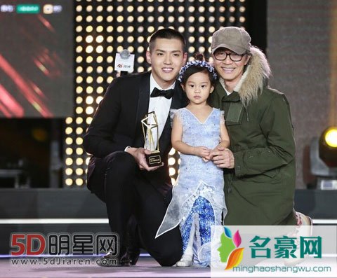 她是鲜肉收割机 吴亦凡张艺兴Tfboys都被圈粉