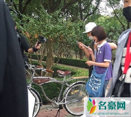郑爽探班马天宇 郑爽最新近照