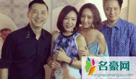音乐顽童庾澄庆将成高龄奶爸 张嘉欣开心迎接新生命