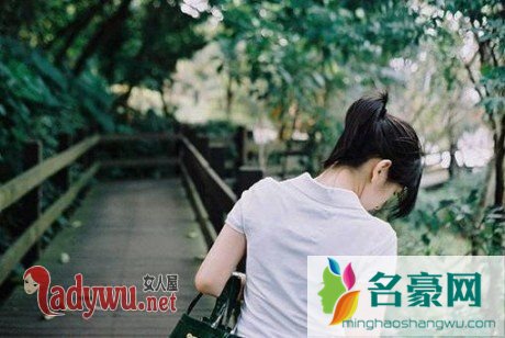 女人怎样和男人谈恋爱