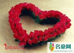 女生对男生失望的表现，不会轻易因为对方而流泪