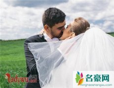 一个女人厌烦你的表现，三大表现说明她已经不爱你