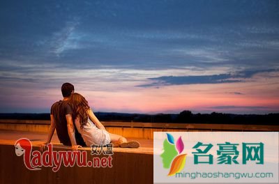 女人说谎有什么表现