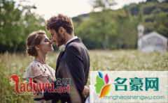 女人出轨的结局有三种，出轨之前一定要考虑清楚后
