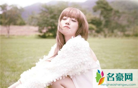 极度缺乏安全感的女人