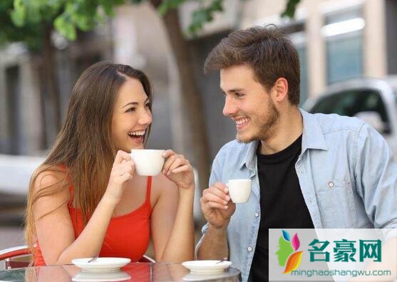 女生主动联系男生好吗