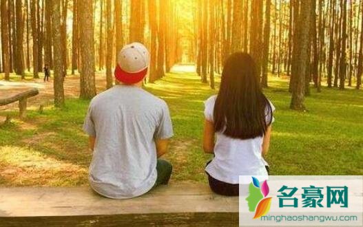 女友心情不好怎么逗她开心