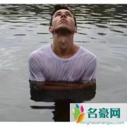 老土的恋爱让人有安全感，女生会喜欢老实巴交的男