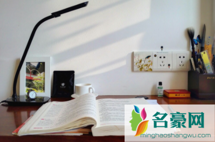 书桌高度75好还是80好2
