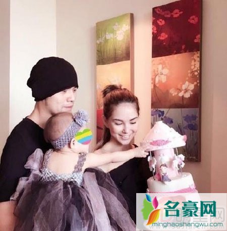 昆凌被曝双面甜心 护妻狂魔周杰伦出面发声
