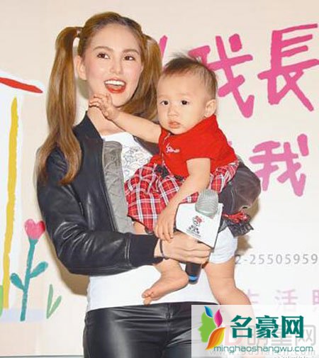 周董暂不生二胎 昆凌自曝身体出问题