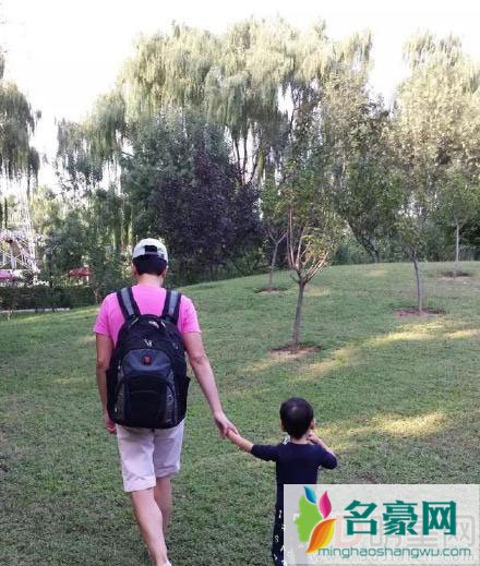 蔡国庆带儿子参加爸爸去哪儿 蔡国庆发文证实已婚