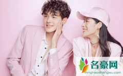 女生允许你摸头发和脸是喜欢吗 女孩子喜欢你都有