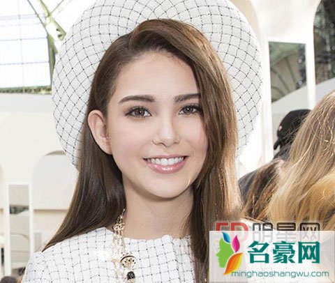 昆凌极智追击龙凤劫打戏亲上阵 昆凌带孩子拍戏周杰伦频频探班