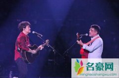 周华健30周年演唱会 儿子亮相群星助阵