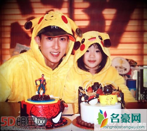吴尊二胎儿子照片曝光 一家生日仅差一天