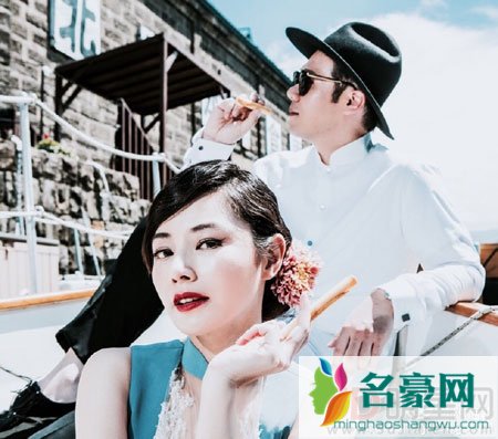 陈怡蓉清迈大婚 新郎惨遭伴娘整蛊