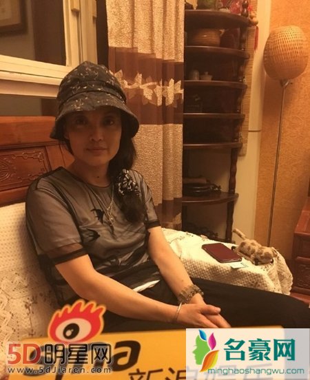 张纪中老婆开小型发布会 否认自己出轨