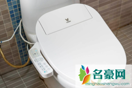 智能马桶盖不喷水维修3
