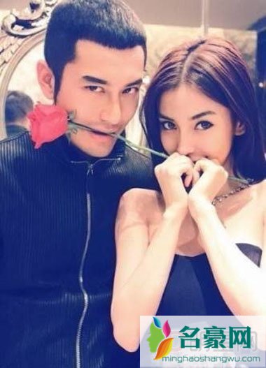 Angelababy未承认结婚 巴黎穿婚纱挑家具被拍