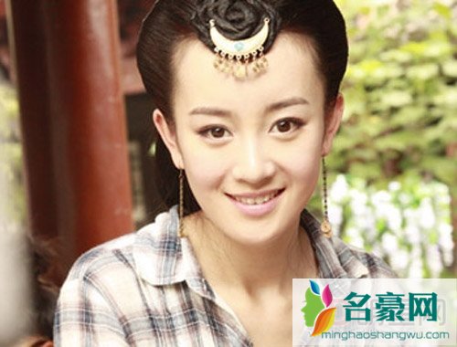 张檬与某神秘男子现身三亚被拍　举止亲密疑似新恋情曝光