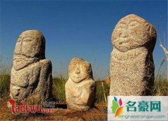 新疆奇异的石头有哪些，怪异的石头人究竟来自哪里