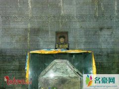 揭乾隆的尸骨还在地宫吗，乾隆地宫的灵异事件有哪
