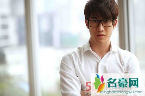 李治廷为什么离开花样团真实原因内幕 李治廷退出花样姐姐