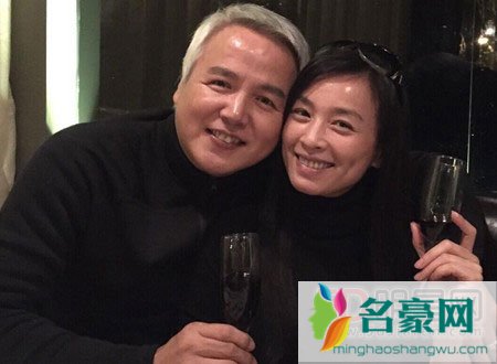 张庭产品遭客户投诉 微商微博下怒刷好评
