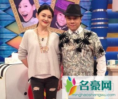 大S代班小S《康熙来了》 获网友赞依旧美丽