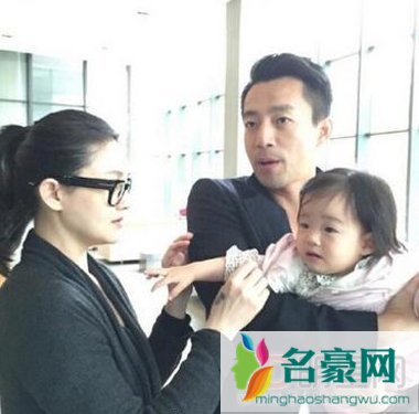 大S代班小S《康熙来了》 获网友赞依旧美丽