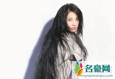 郑希怡老公梁学储背景情况及个人资料 郑希怡老公眼睛不行吗