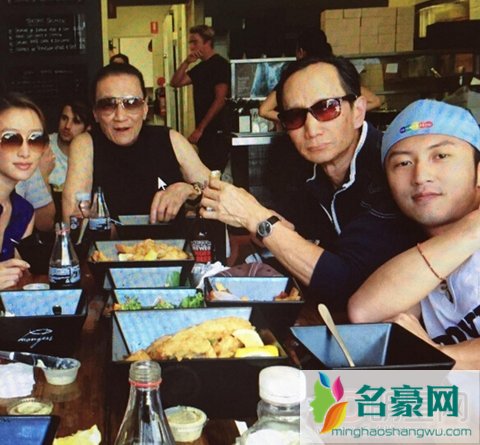 谢婷婷谢霆锋家庭/同台合照 谢婷婷和谢霆锋不像
