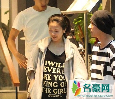 喻虹渊顺利产女 周渝民开心做爸爸