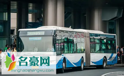 2022北京过年公交车停运吗3