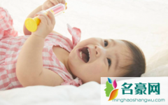 为什么宝宝喝母乳拉水 婴儿拉肚子可以吃母乳吗