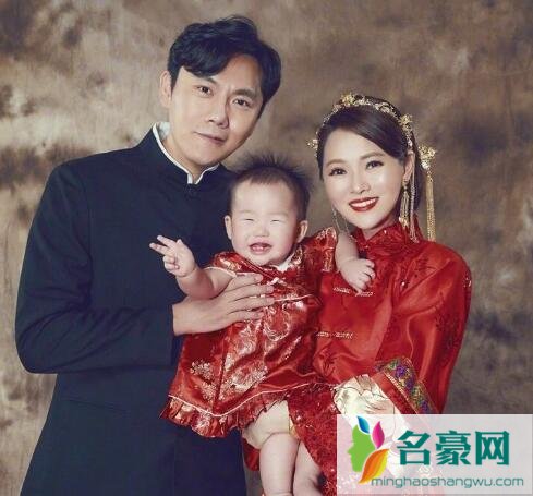 伊能静秦昊什么时候在一起的