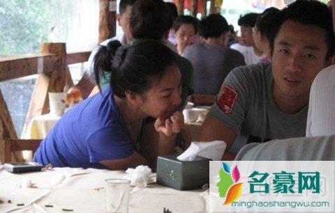 张雨绮汪小菲生活照/吻照/结婚照 汪小菲张雨绮车震