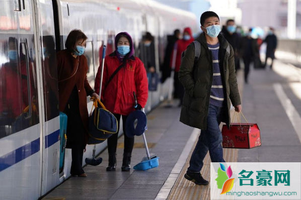 2022春运火车票开车前一分钟能退票吗1
