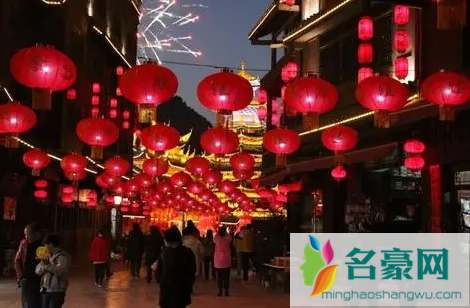 2023年春节几月几号星期几1